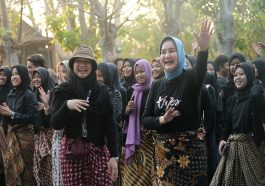 Communities Play an Important Role in Cultural Development