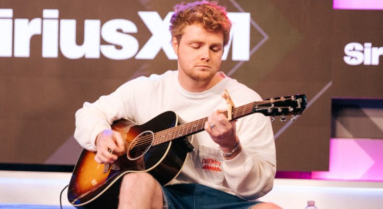 Alex Warren new Song Ordinary is a Success, Didn't expect to go viral and dominate the charts