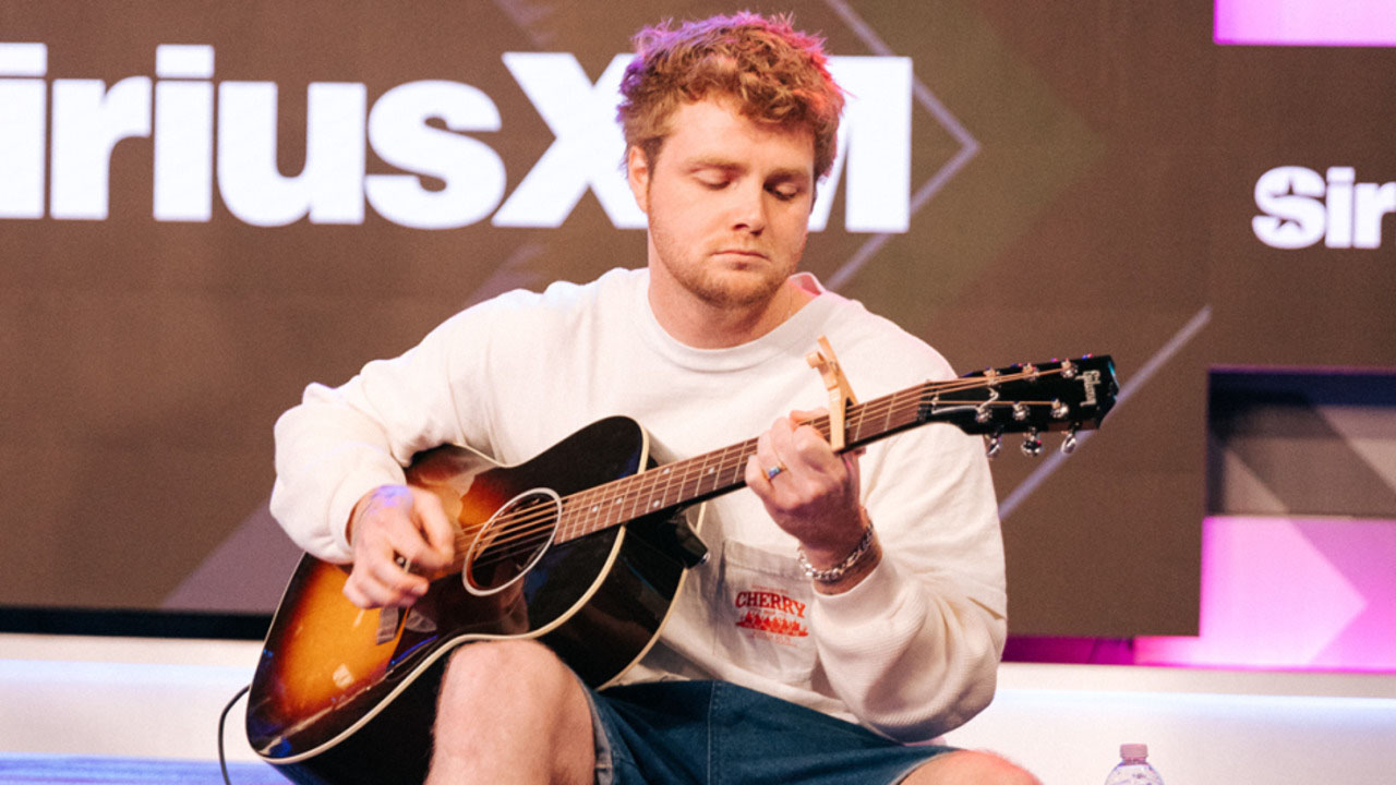 Alex Warren new Song Ordinary is a Success, Didn't expect to go viral and dominate the charts