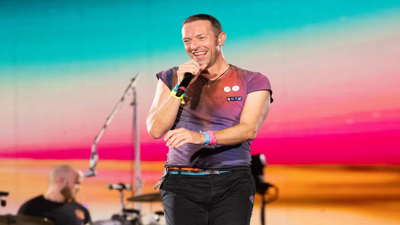 Story of Coldplay Vocalist Chris Martin who once guarded a Supermarket