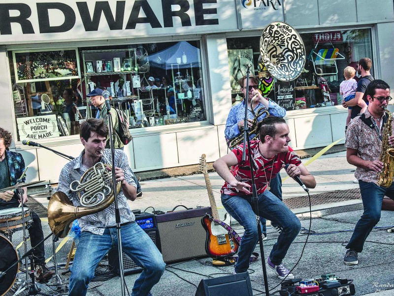 Street music community