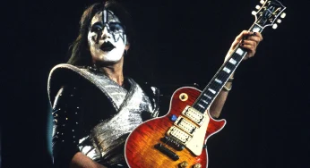 Kiss Guitarist Ace Frehley Dies at 74, Fans Mourn the Icon