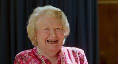 Patricia Routledge